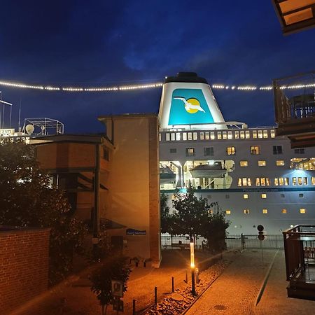 Dock 07 - Modernes 4 Sterne-Ferienapartment Direkt Am Hafen Wißmar Eksteriør bilde