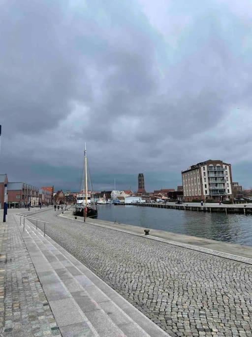 Dock 07 - Modernes 4 Sterne-Ferienapartment Direkt Am Hafen Wißmar Eksteriør bilde