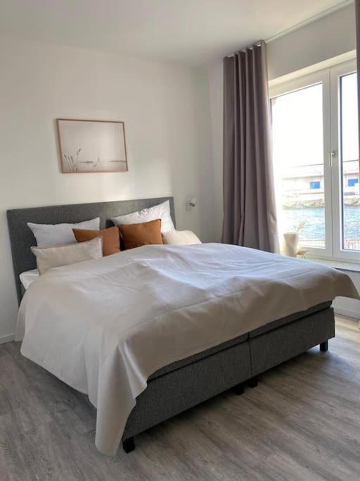 Dock 07 - Modernes 4 Sterne-Ferienapartment Direkt Am Hafen Wißmar Eksteriør bilde