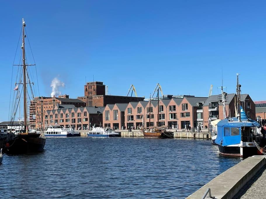 Dock 07 - Modernes 4 Sterne-Ferienapartment Direkt Am Hafen Wißmar Eksteriør bilde