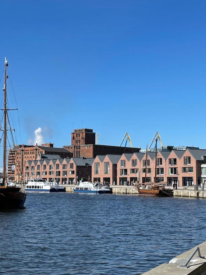 Dock 07 - Modernes 4 Sterne-Ferienapartment Direkt Am Hafen Wißmar Eksteriør bilde